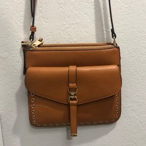 Sole society purse